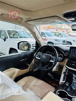 تويوتا لاندكروزر